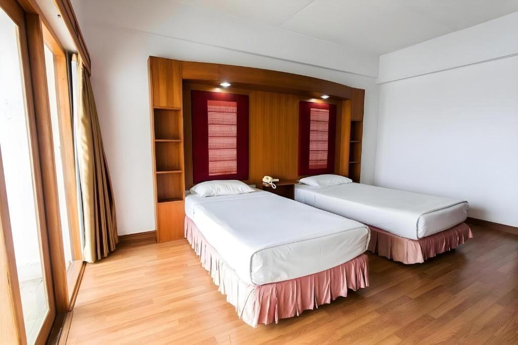 Pailyn Phitsanulok Hotel Eksteriør bilde
