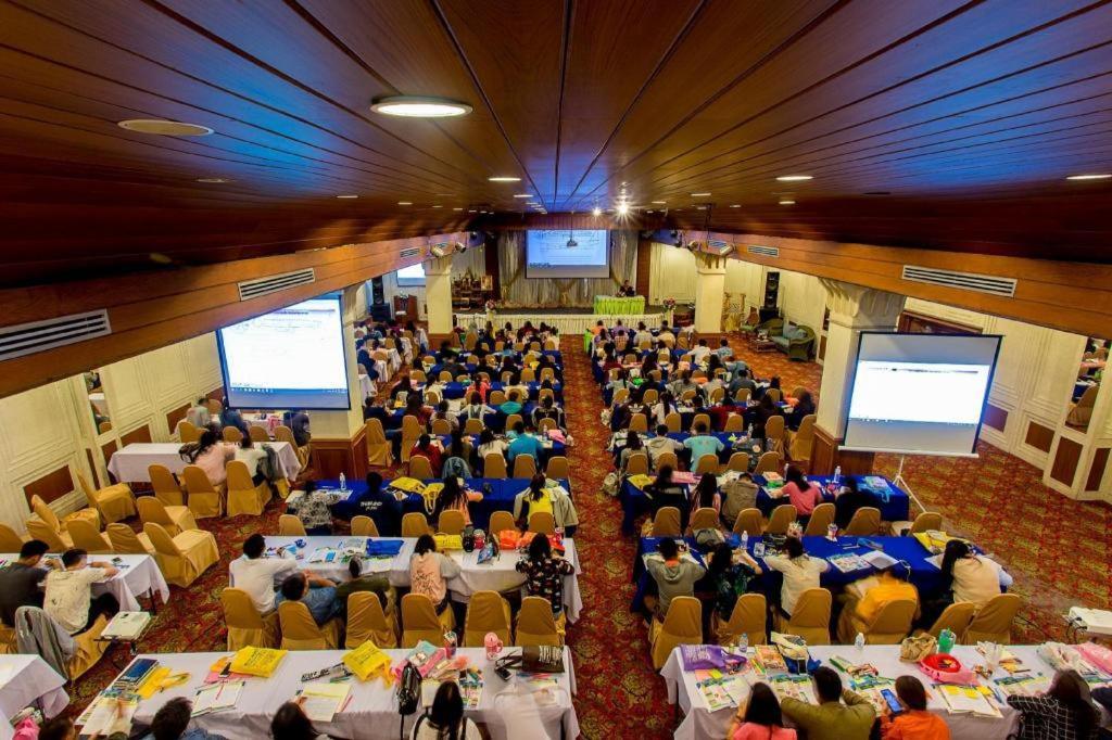 Pailyn Phitsanulok Hotel Eksteriør bilde