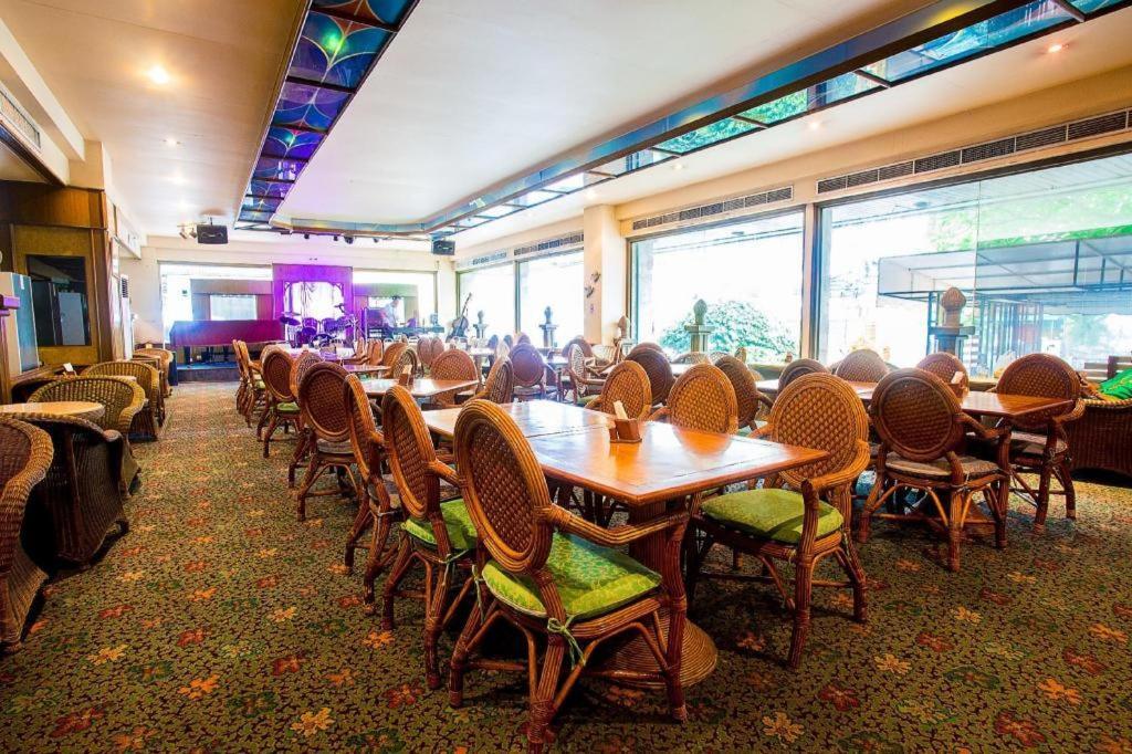 Pailyn Phitsanulok Hotel Eksteriør bilde