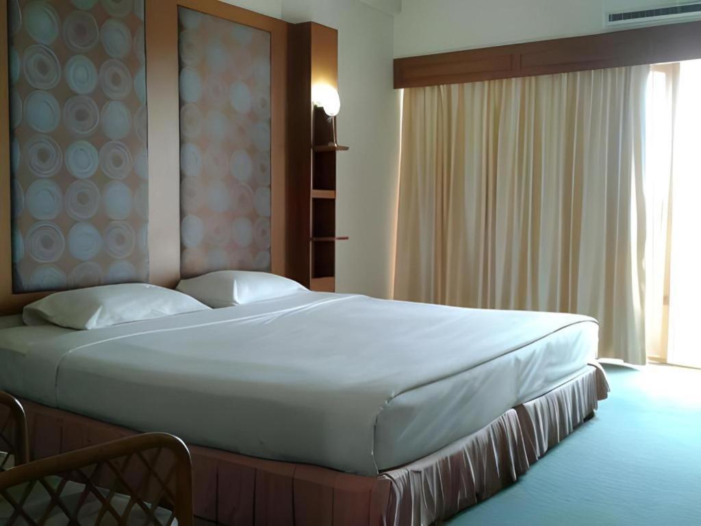 Pailyn Phitsanulok Hotel Eksteriør bilde