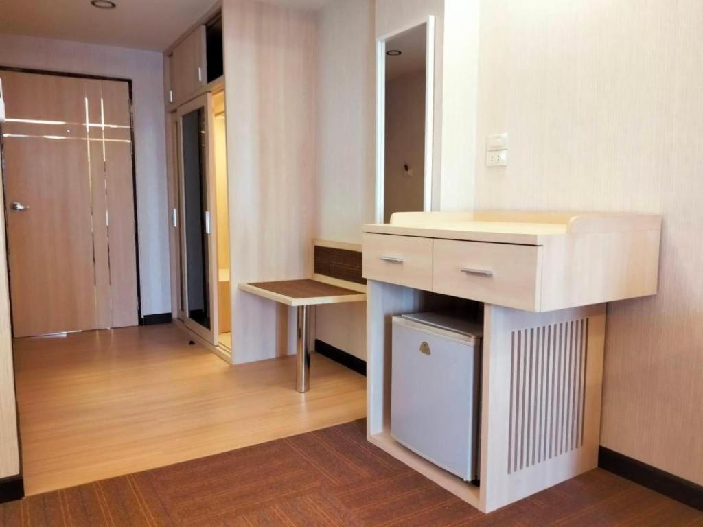Pailyn Phitsanulok Hotel Eksteriør bilde