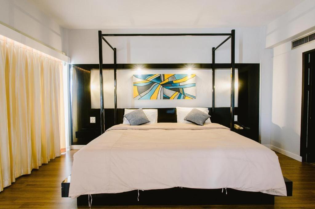 Pailyn Phitsanulok Hotel Eksteriør bilde