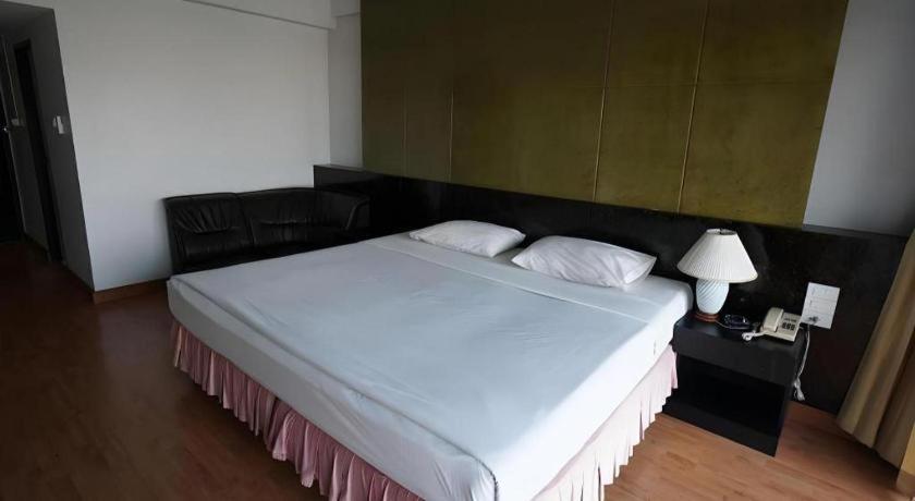 Pailyn Phitsanulok Hotel Eksteriør bilde