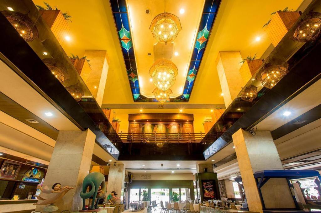 Pailyn Phitsanulok Hotel Eksteriør bilde